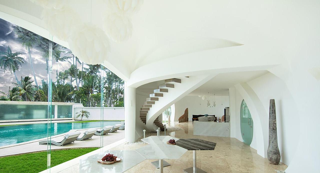 The Cloud Beachfront Villa Tabanan Exterior photo