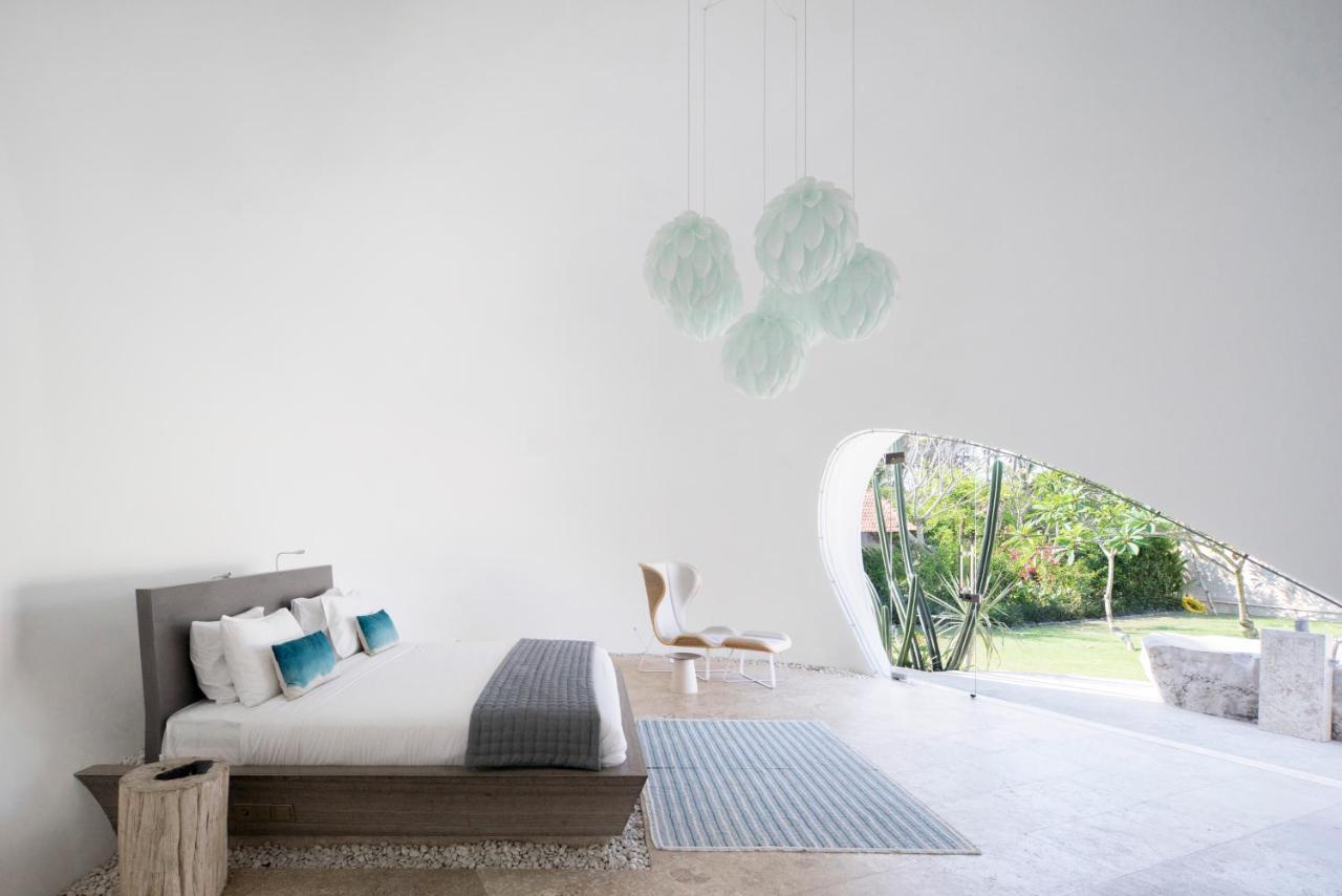 The Cloud Beachfront Villa Tabanan Exterior photo